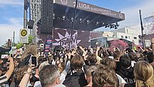 image-1033